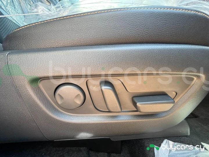 Mazda CX-80 Темно-красный