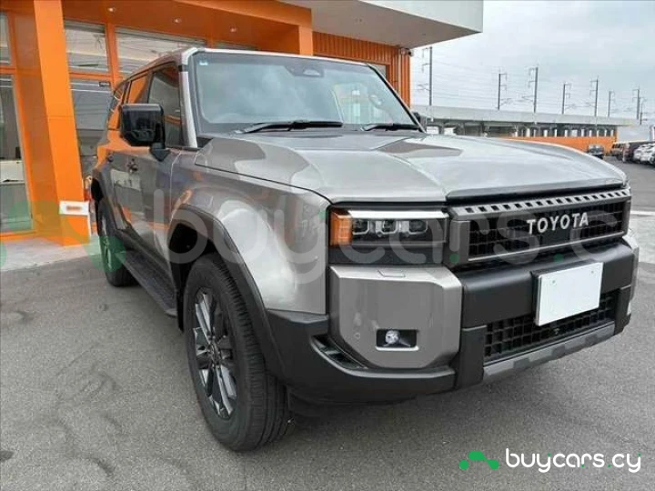 Toyota Land Cruiser 250 Серый
