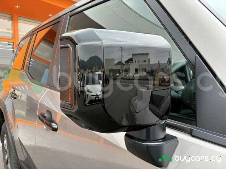 Toyota Land Cruiser 250 Серый