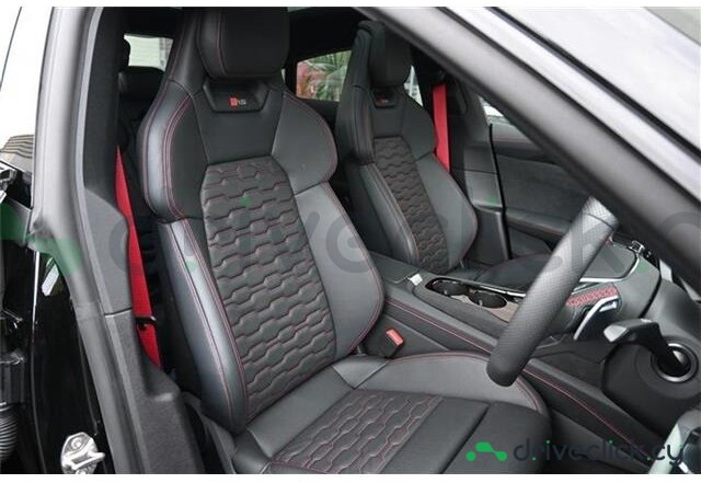 Audi RS e-tron GT Black