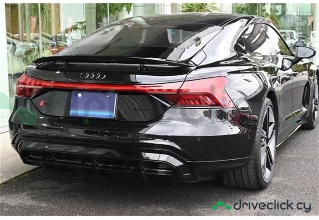 Audi RS e-tron GT Black