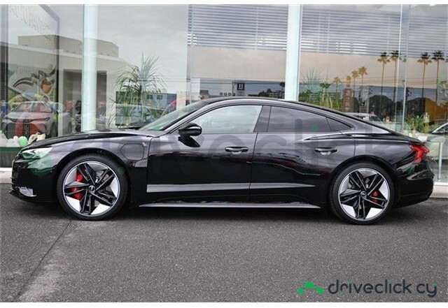 Audi RS e-tron GT Black