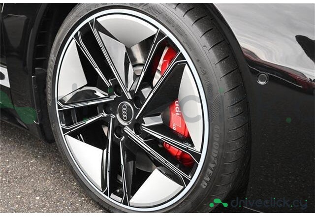Audi RS e-tron GT Black