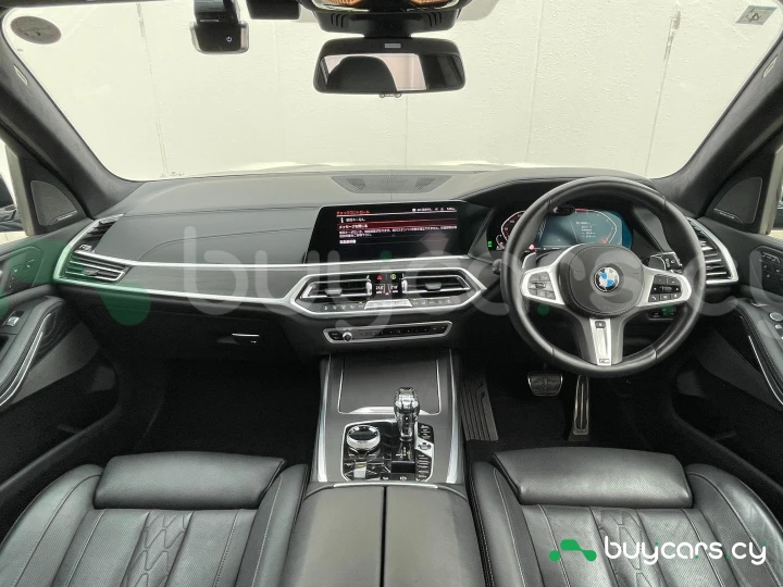 BMW X7 Черный