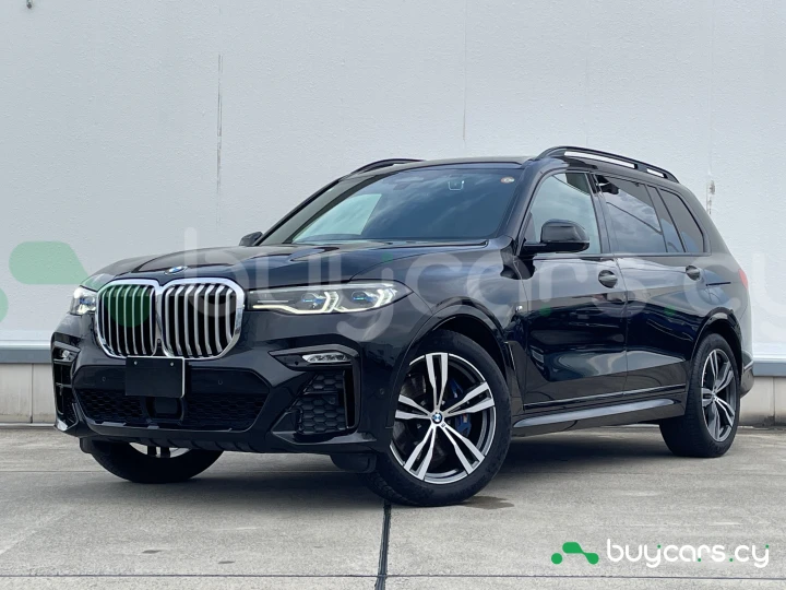 BMW X7 Черный