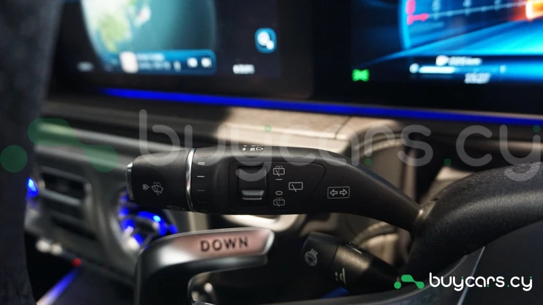 Mercedes G-class Зеленый