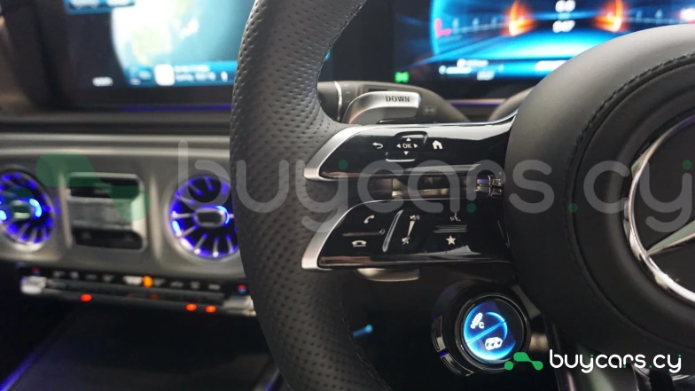 Mercedes G-class Зеленый