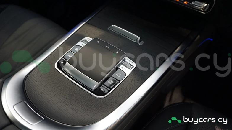 Mercedes G-class Зеленый