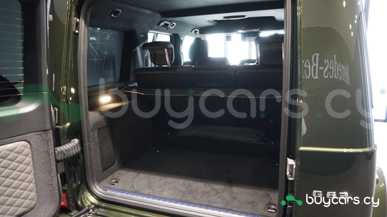 Mercedes G-class Зеленый
