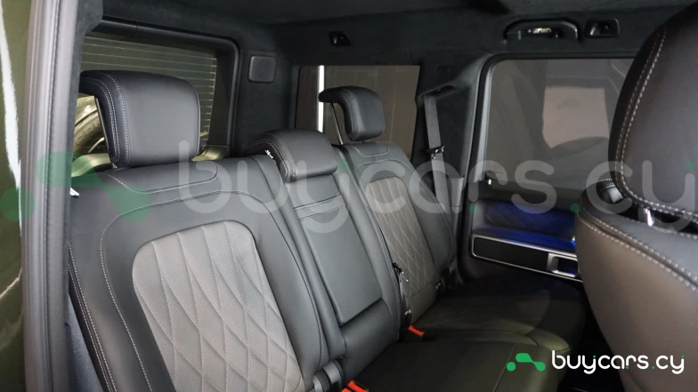 Mercedes G-class Зеленый