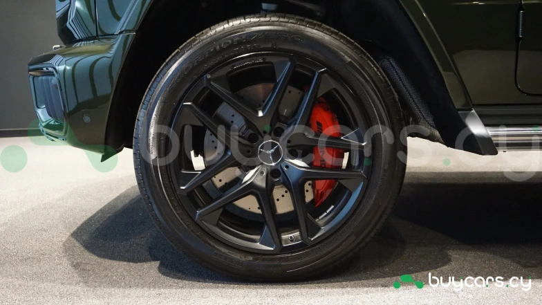 Mercedes G-class Зеленый