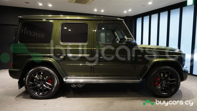Mercedes G-class Зеленый