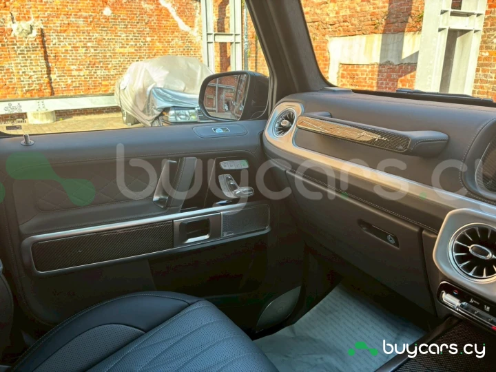 Mercedes G-class Черный