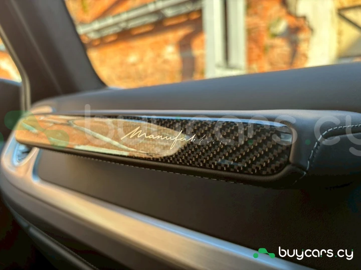 Mercedes G-class Черный