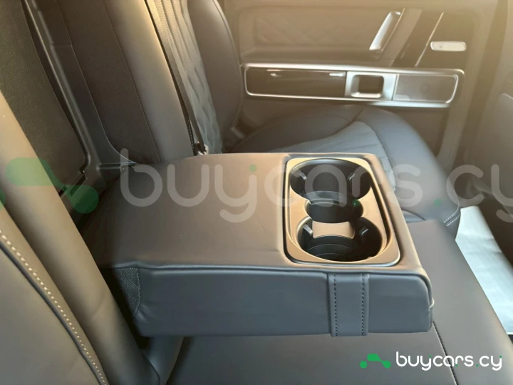 Mercedes G-class Черный