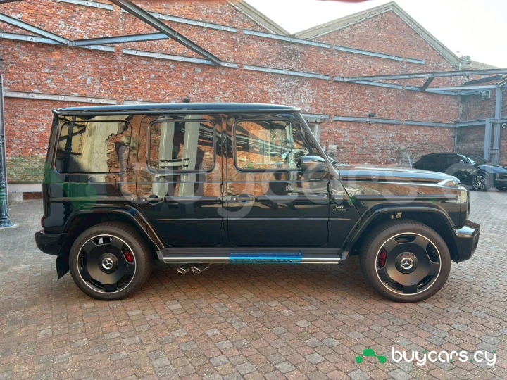 Mercedes G-class Черный