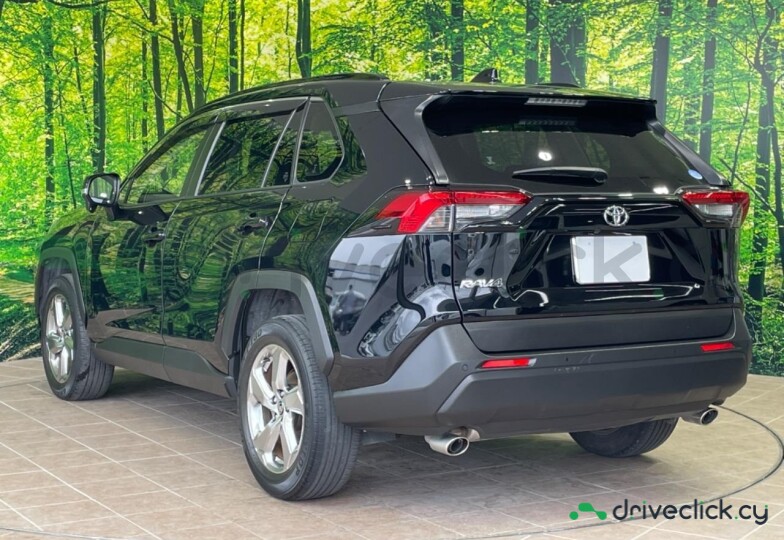 Toyota RAV4 Черный