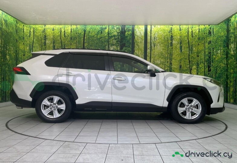 Toyota RAV4 White