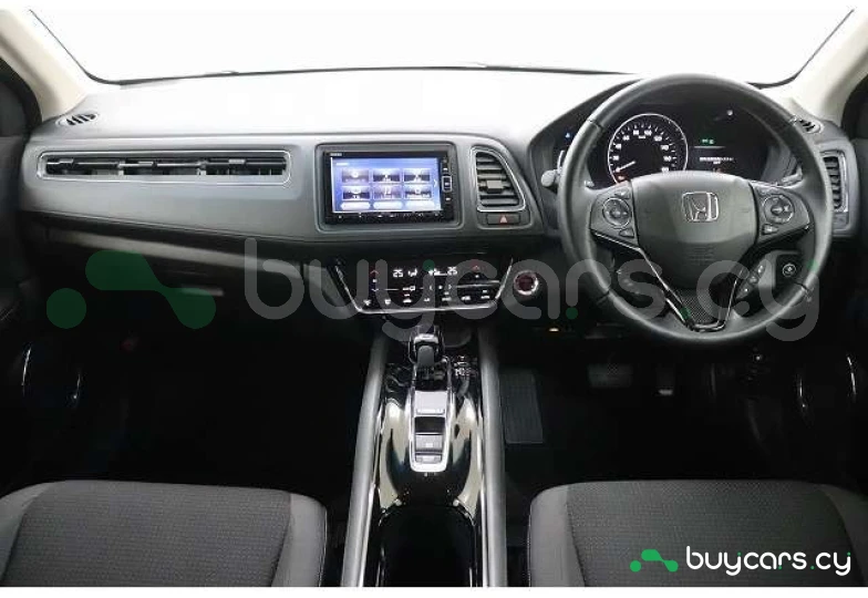 Honda Vezel Белый