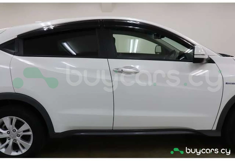 Honda Vezel Белый