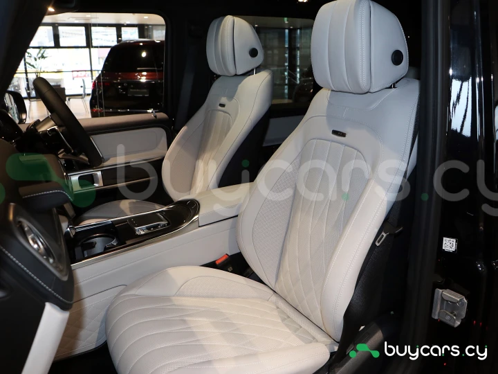 Mercedes G-class Черный