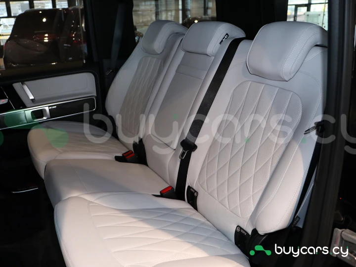 Mercedes G-class Черный