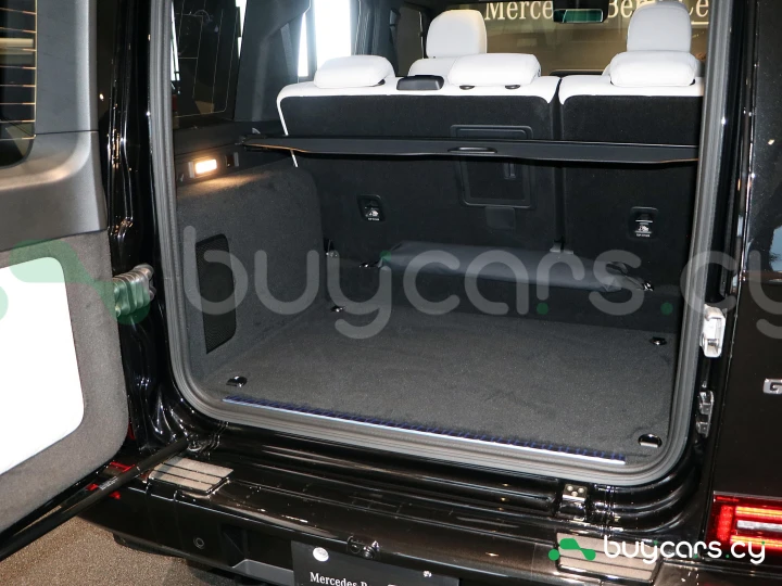 Mercedes G-class Черный