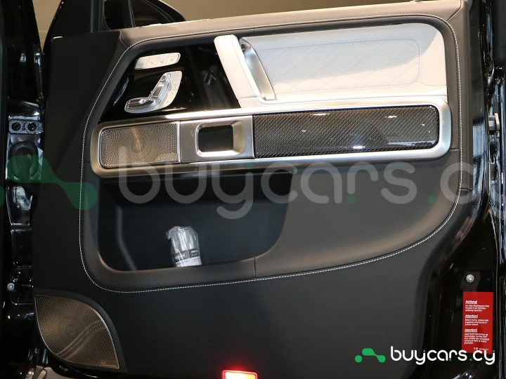 Mercedes G-class Черный