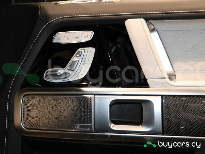 Mercedes G-class Черный