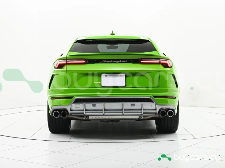 Lamborghini Urus Зеленый