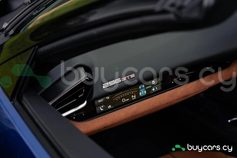 Ferrari 296 GTS Синий