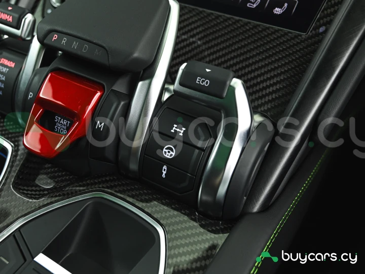 Lamborghini Urus Зеленый