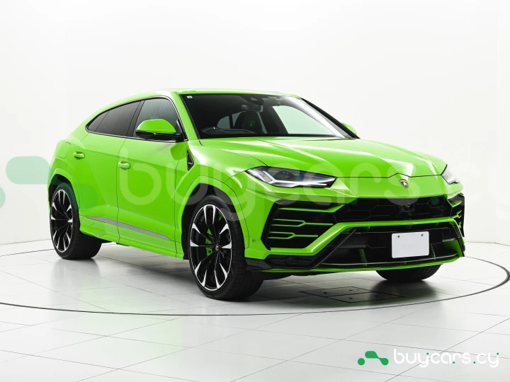 Lamborghini Urus Зеленый