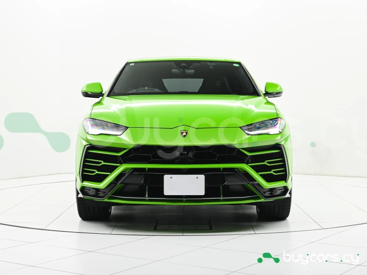 Lamborghini Urus Зеленый
