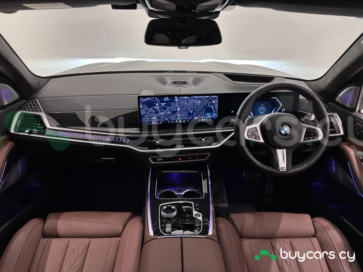 BMW X7 Серый