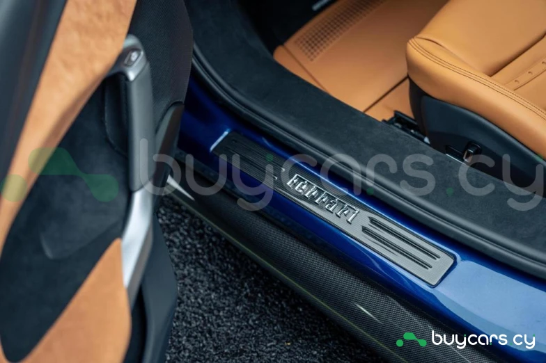 Ferrari 296 GTS Синий