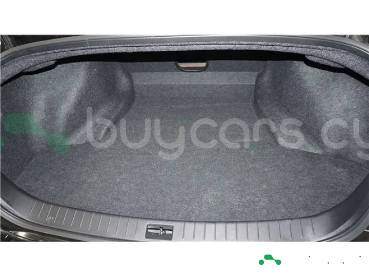 Nissan Skyline Черный