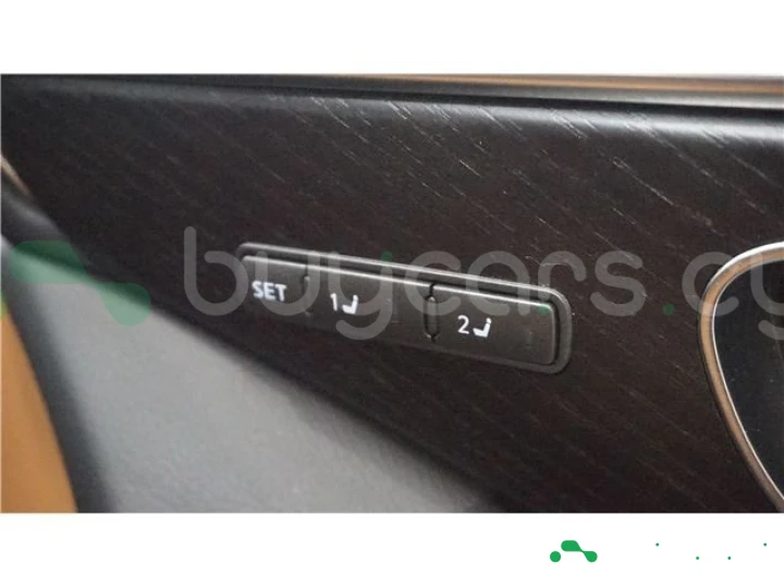 Nissan Skyline Черный