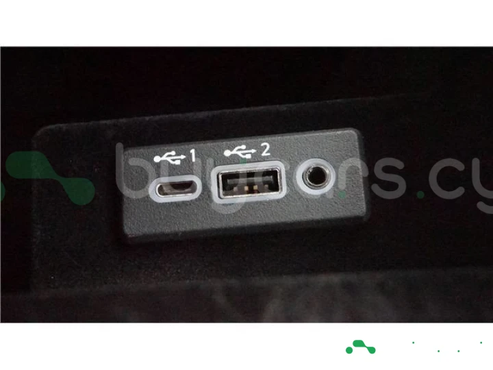 Nissan Skyline Черный