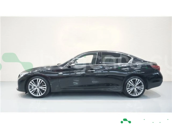 Nissan Skyline Черный