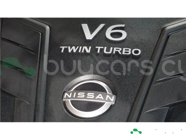 Nissan Skyline Черный