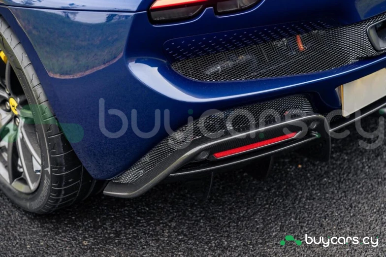 Ferrari 296 GTS Синий