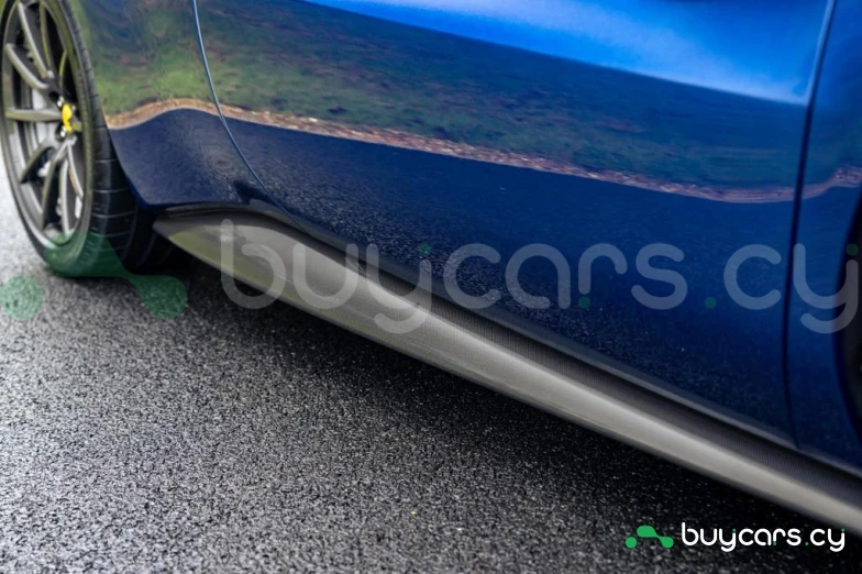 Ferrari 296 GTS Синий