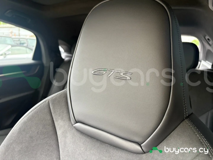 Porsche Cayenne Черный