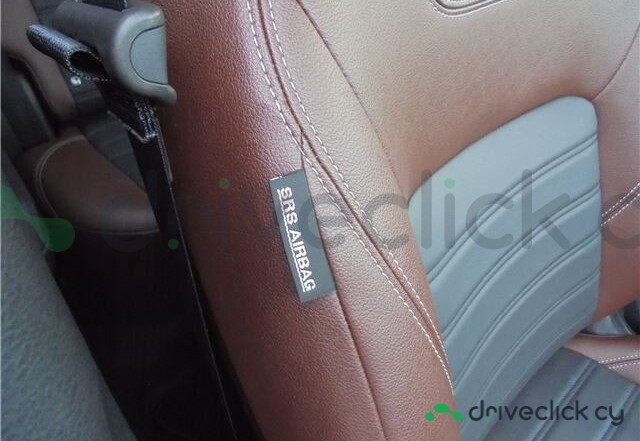 Nissan Kicks White