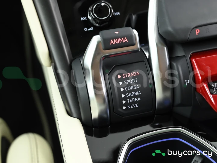 Lamborghini Urus Серый