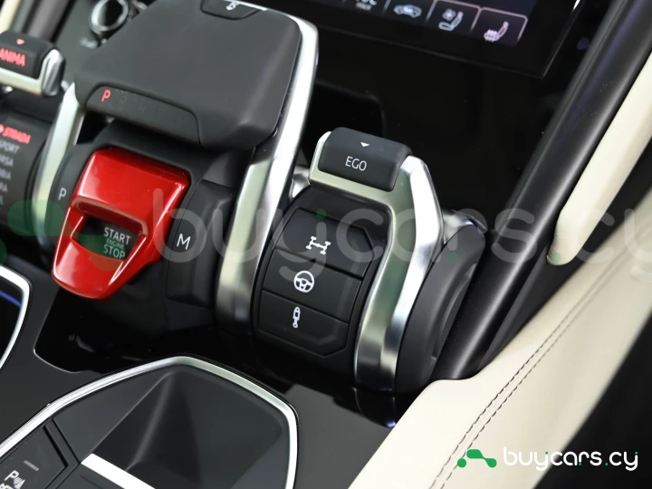 Lamborghini Urus Серый