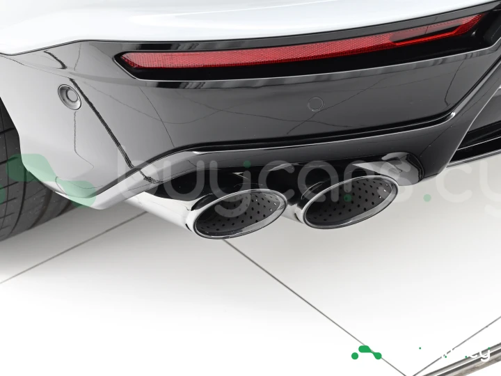 Lamborghini Urus Серый