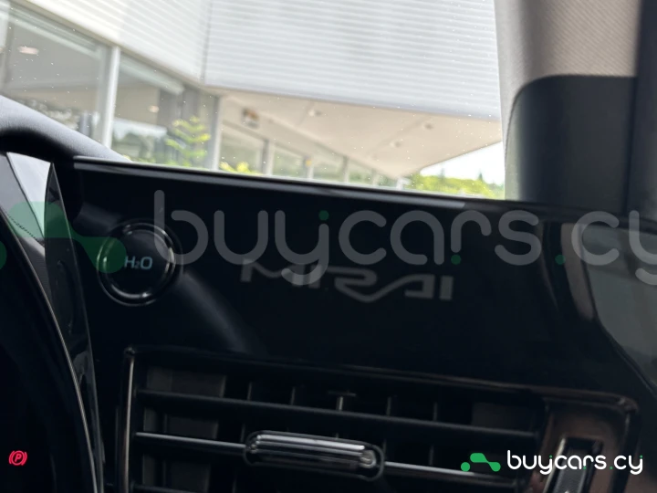 Toyota Mirai Серый