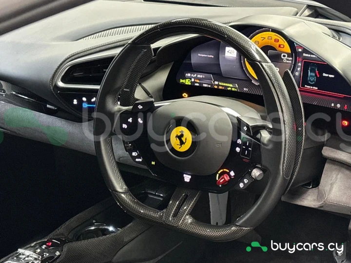 Ferrari 296 GTB Зеленый